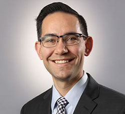Dr. Nicholas Beckmann